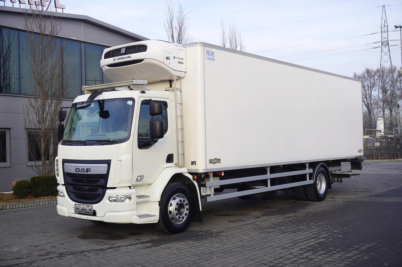 DAF LF 280 / Chereau multi-temperature refrigerator / Dhollandia DHSM.30 lift 2000 kg - Рефрижератор вантажівка: фото 1 DAF LF 280 / Chereau multi-temperature refrigerator / Dhollandia DHSM.30 lift 2000 kg - Рефрижератор вантажівка: фото 1
