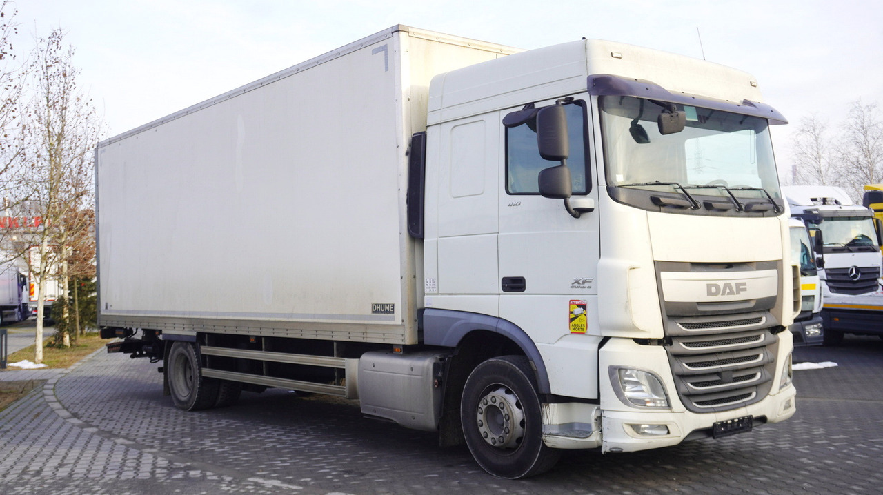 DAF XF 410 EURO 6 /410 HP / 20 EPAL / Dhollandia lift 1500 kg - Вантажівка з закритим кузовом: фото 1 DAF XF 410 EURO 6 /410 HP / 20 EPAL / Dhollandia lift 1500 kg - Вантажівка з закритим кузовом: фото 1