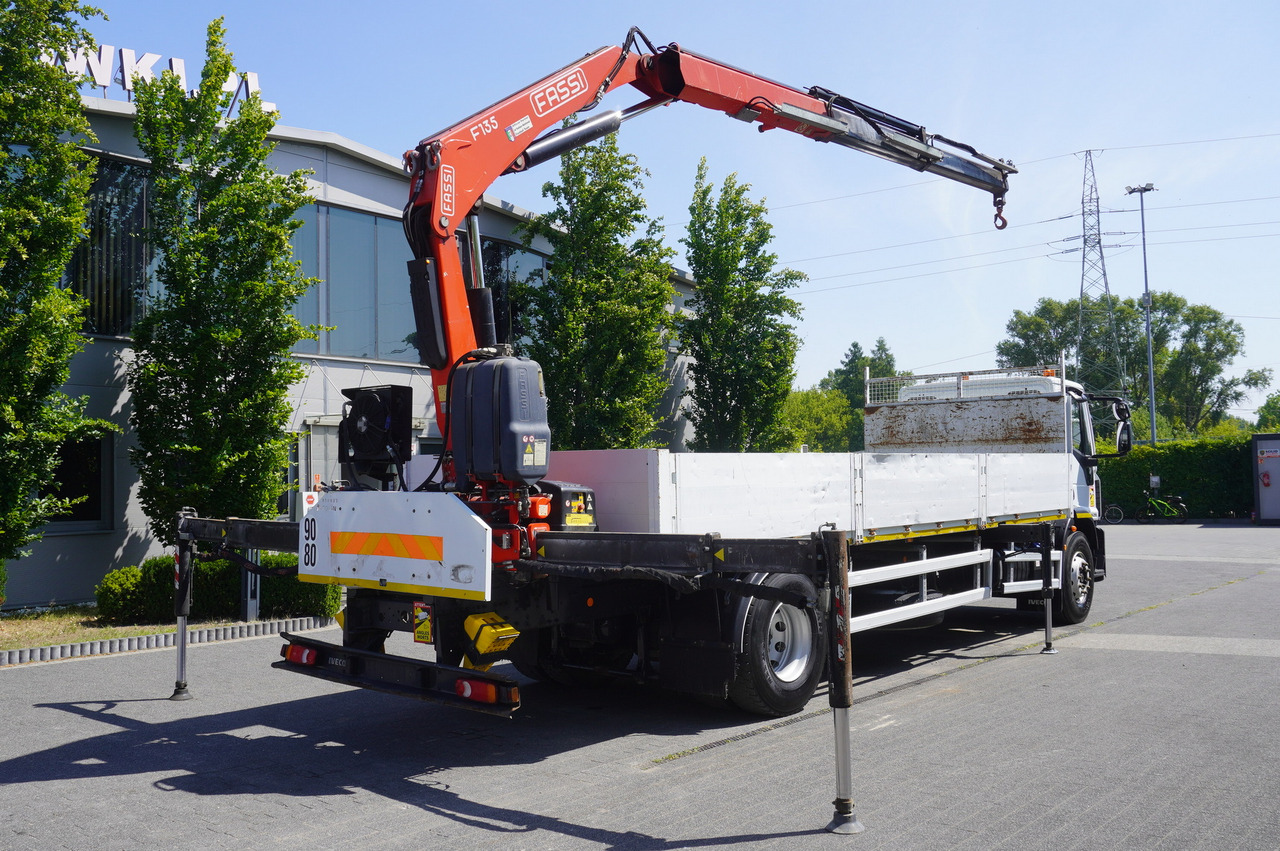 IVECO EUROCARGO 190-280L / FASSI F135A / 8 M / Lift cap. 5580 kg - Бортова вантажівка/ Платформа, Вантажівка з маніпулятором: фото 3 IVECO EUROCARGO 190-280L / FASSI F135A / 8 M / Lift cap. 5580 kg - Бортова вантажівка/ Платформа, Вантажівка з маніпулятором: фото 3