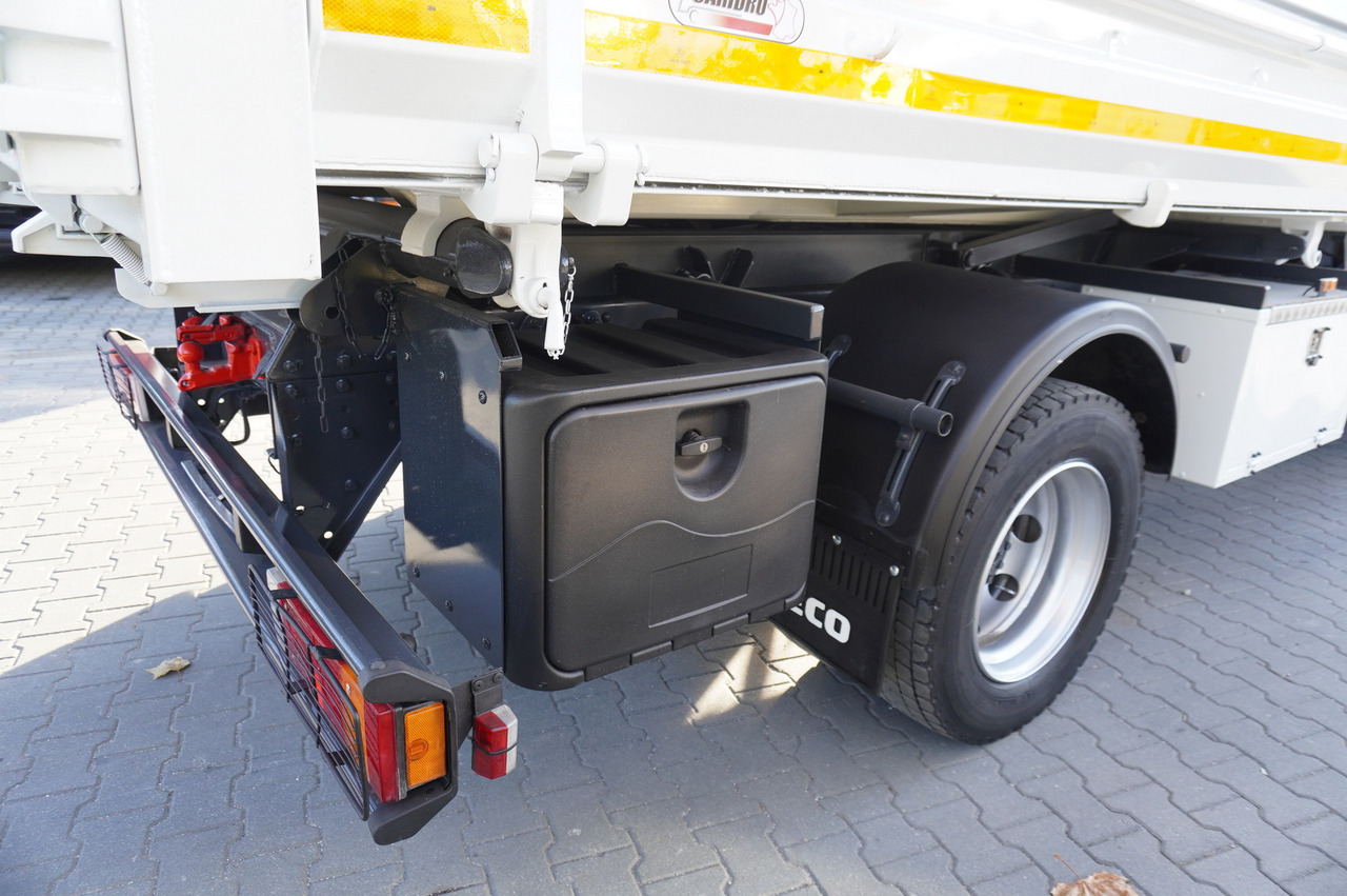 Бортова вантажівка/ Платформа, Вантажівка з маніпулятором IVECO Eurocargo 120E18 Crane Palfinger / 3-way tipper / sleeper cab: фото 25