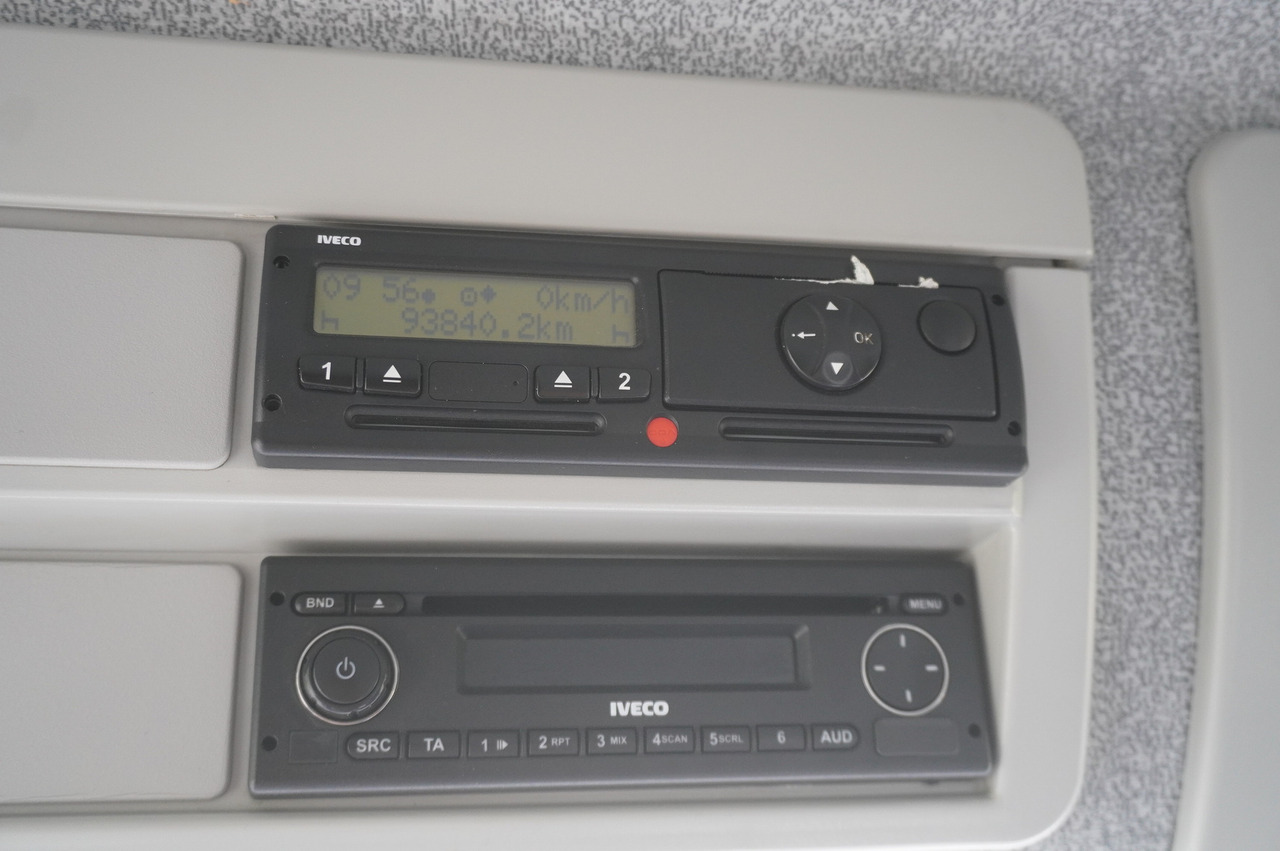 IVECO Eurocargo 150 E25 / 90 tho. km !!! / Tow truck - Автовоз вантажівка: фото 3 IVECO Eurocargo 150 E25 / 90 tho. km !!! / Tow truck - Автовоз вантажівка: фото 3