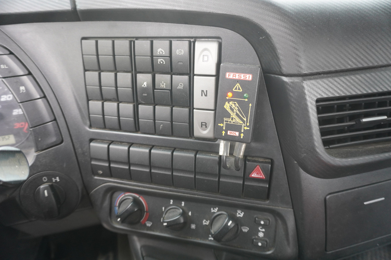 Бортова вантажівка/ Платформа, Вантажівка з маніпулятором IVECO STRALIS 19.310 E6 / Flatbed 19 EPAL / FASSI F135 / 225 MTH! / 5.7 T: фото 22