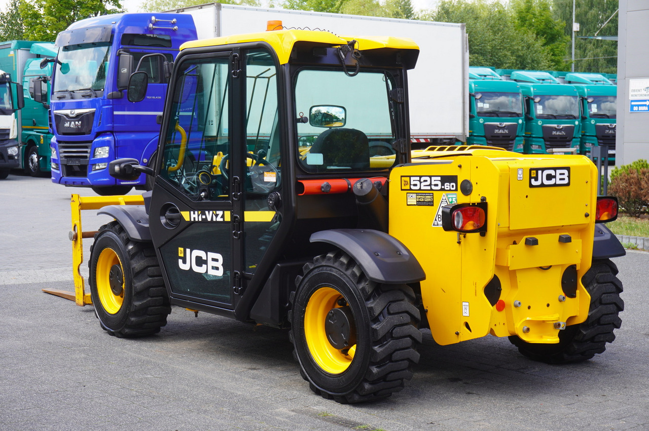 JCB 525-60T5 / 2022 / 860 MTH! / 2.5 T / Reach 6 m / joystick - Телескопічний фронтальний навантажувач: фото 4 JCB 525-60T5 / 2022 / 860 MTH! / 2.5 T / Reach 6 m / joystick - Телескопічний фронтальний навантажувач: фото 4