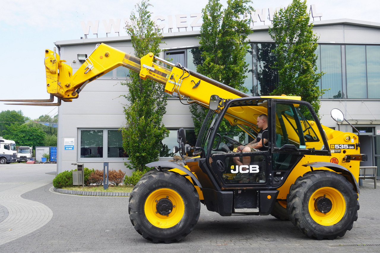 JCB 535-95 / 3.5 T / range 9.5 m / joystick / 2021 - Телескопічний фронтальний навантажувач: фото 2 JCB 535-95 / 3.5 T / range 9.5 m / joystick / 2021 - Телескопічний фронтальний навантажувач: фото 2