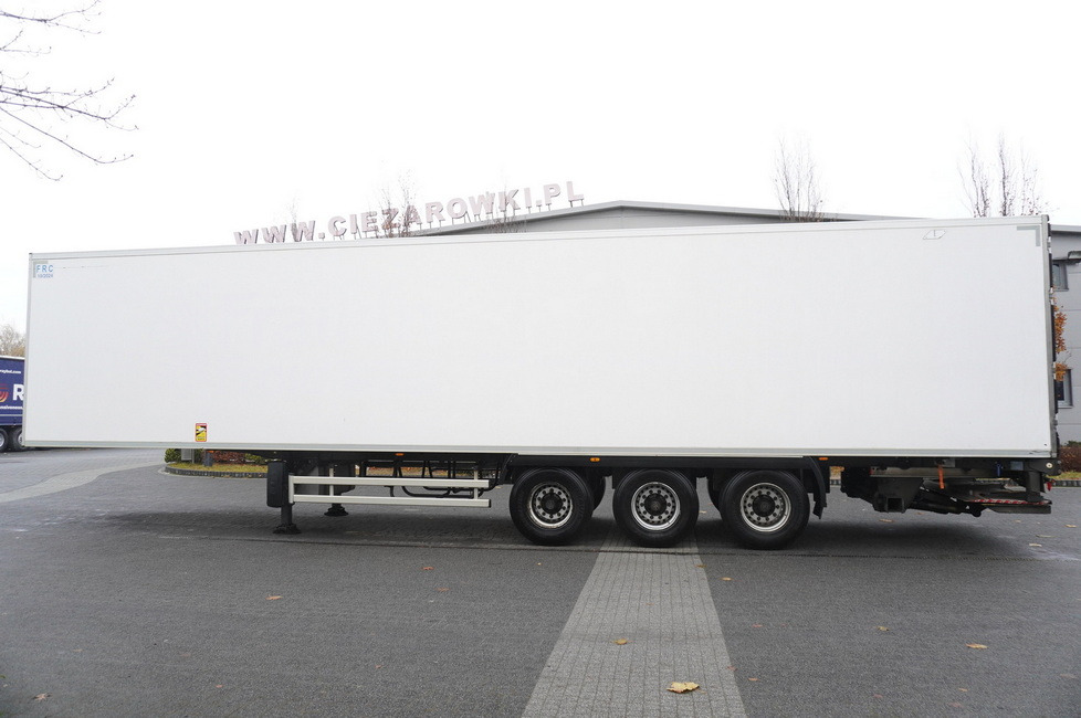 LAMBERET refrigerated semi-trailer / Carrier Vector 1550 unit - Рефрижератор напівпричіп: фото 3 LAMBERET refrigerated semi-trailer / Carrier Vector 1550 unit - Рефрижератор напівпричіп: фото 3