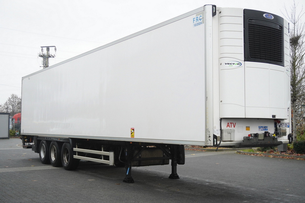 LAMBERET refrigerated semi-trailer / Carrier Vector 1550 unit - Рефрижератор напівпричіп: фото 1 LAMBERET refrigerated semi-trailer / Carrier Vector 1550 unit - Рефрижератор напівпричіп: фото 1