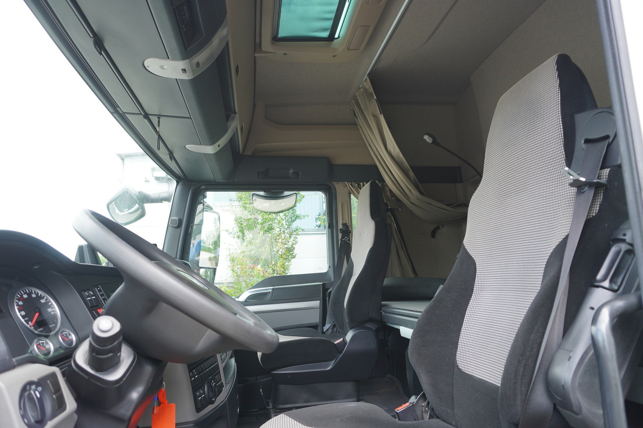 Контейнеровоз/ Змінний кузов вантажівка MAN MAN TGX 18.430 / Curtainsider 18 EPAL / sleeping cab / 2021: фото 18