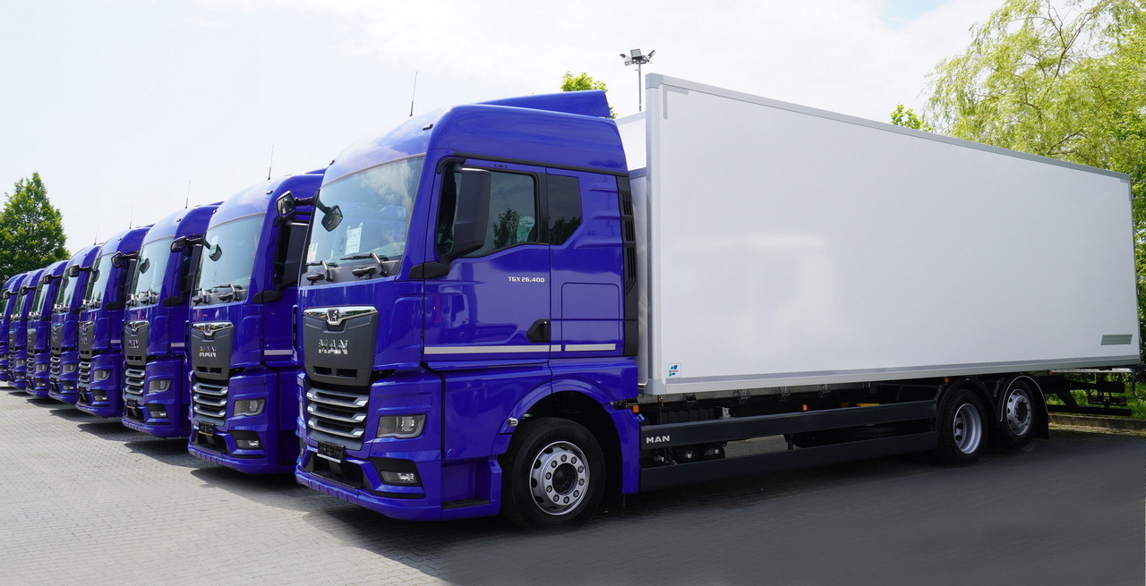 MAN New MAN TGX 26.400 / NEW IGLOOCAR refrigerator 20 pallets / 6×2 / 2024 / 2 units - Ізотермічна вантажівка: фото 4 MAN New MAN TGX 26.400 / NEW IGLOOCAR refrigerator 20 pallets / 6×2 / 2024 / 2 units - Ізотермічна вантажівка: фото 4