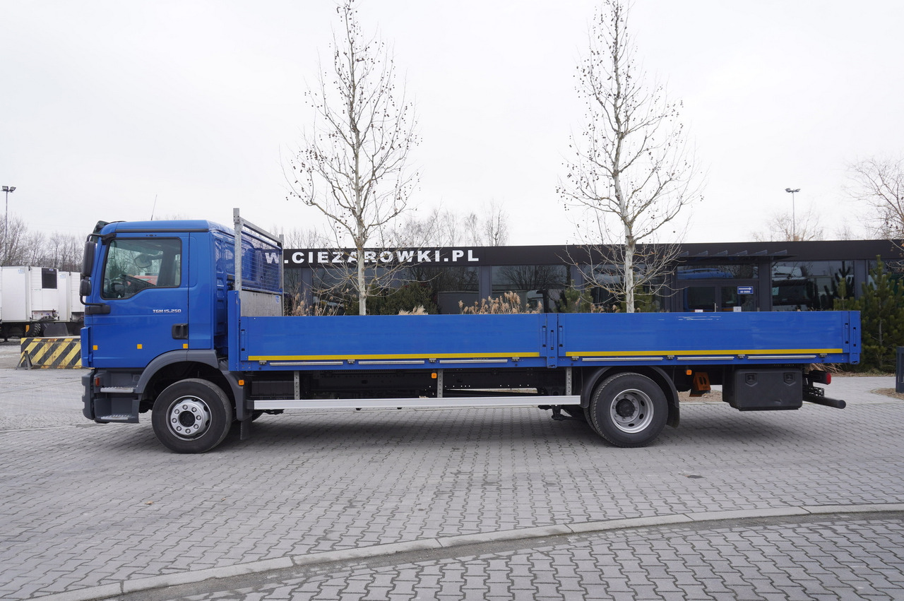 MAN TGM 15.250 / 160,000 km! / 2021 / Flatbed 18 EPAL / 8.8 t capacity - Бортова вантажівка/ Платформа: фото 2 MAN TGM 15.250 / 160,000 km! / 2021 / Flatbed 18 EPAL / 8.8 t capacity - Бортова вантажівка/ Платформа: фото 2