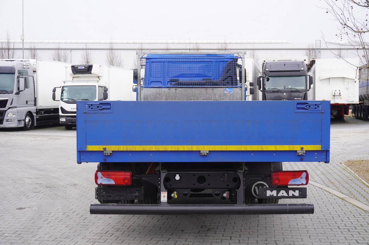 MAN TGM 15.250 / 160,000 km! / 2021 / Flatbed 18 EPAL / 8.8 t capacity - Бортова вантажівка/ Платформа: фото 4 MAN TGM 15.250 / 160,000 km! / 2021 / Flatbed 18 EPAL / 8.8 t capacity - Бортова вантажівка/ Платформа: фото 4