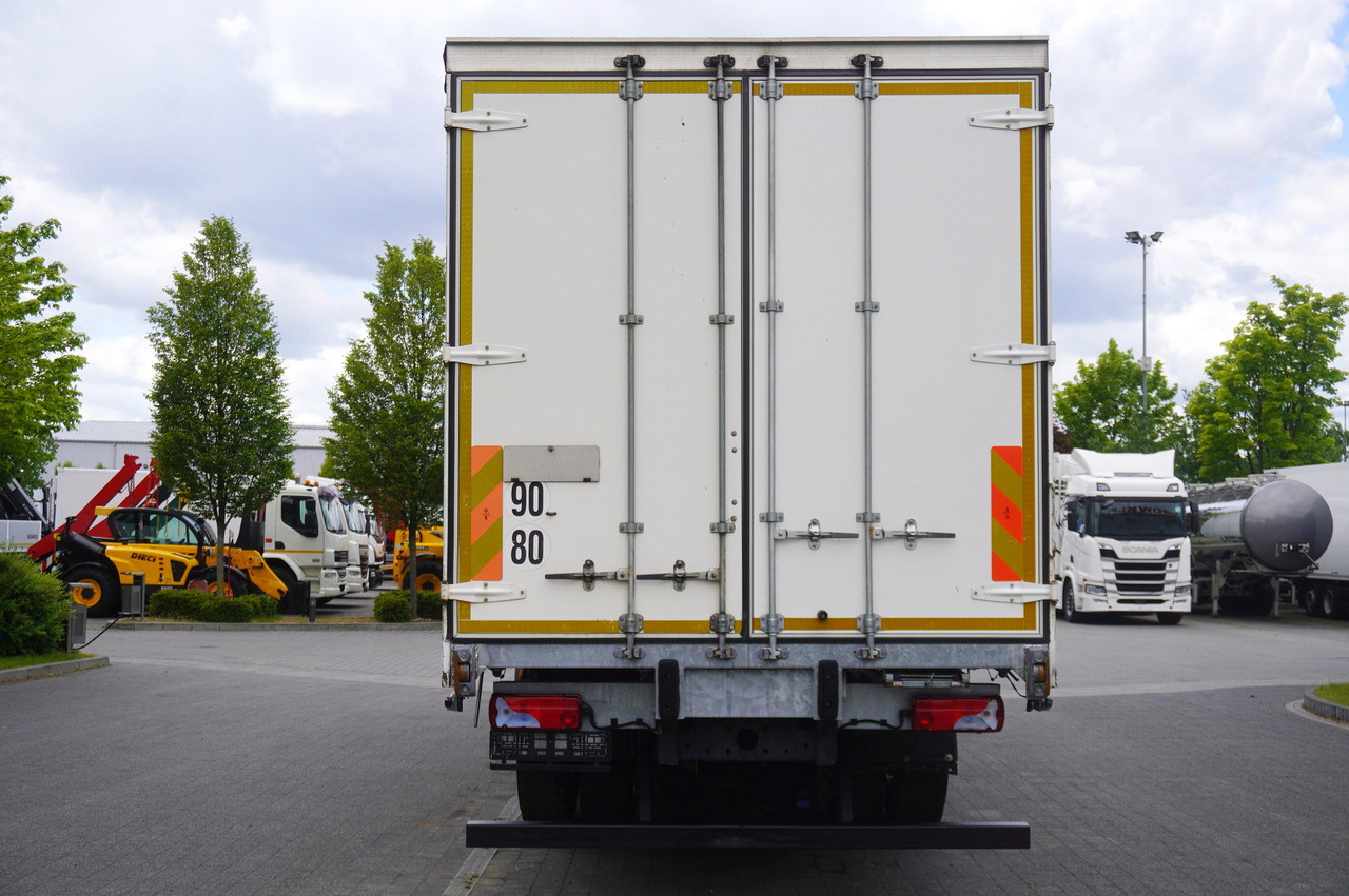 MAN TGS 18.440 / 19 EPAL curtainsider / Sleeper cab - Тентована вантажівка: фото 3 MAN TGS 18.440 / 19 EPAL curtainsider / Sleeper cab - Тентована вантажівка: фото 3