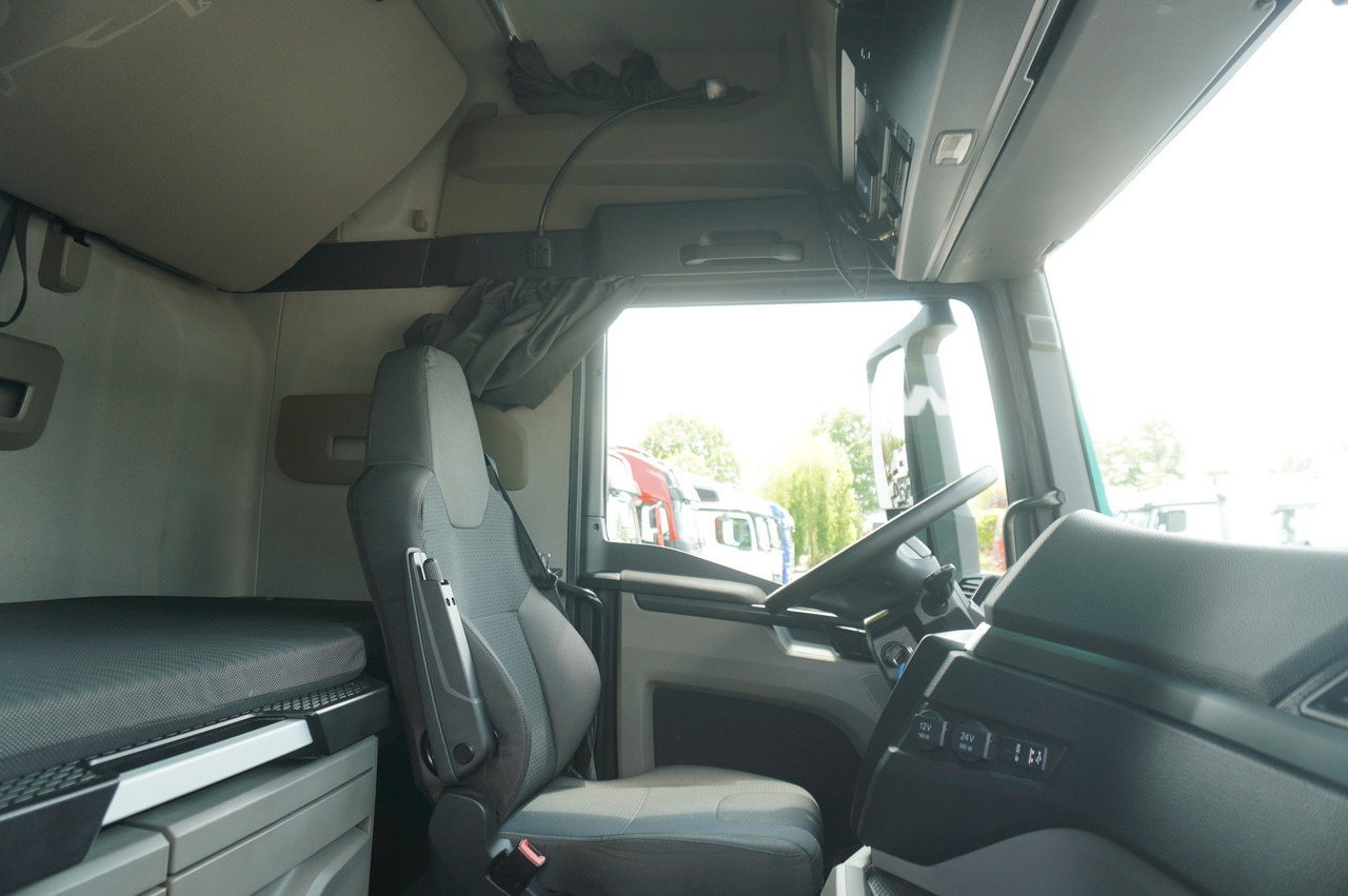 Тентована вантажівка MAN TGX 18.470 / 2022 / Curtainsider 19 EPAL / Retarder / 15 units: фото 29