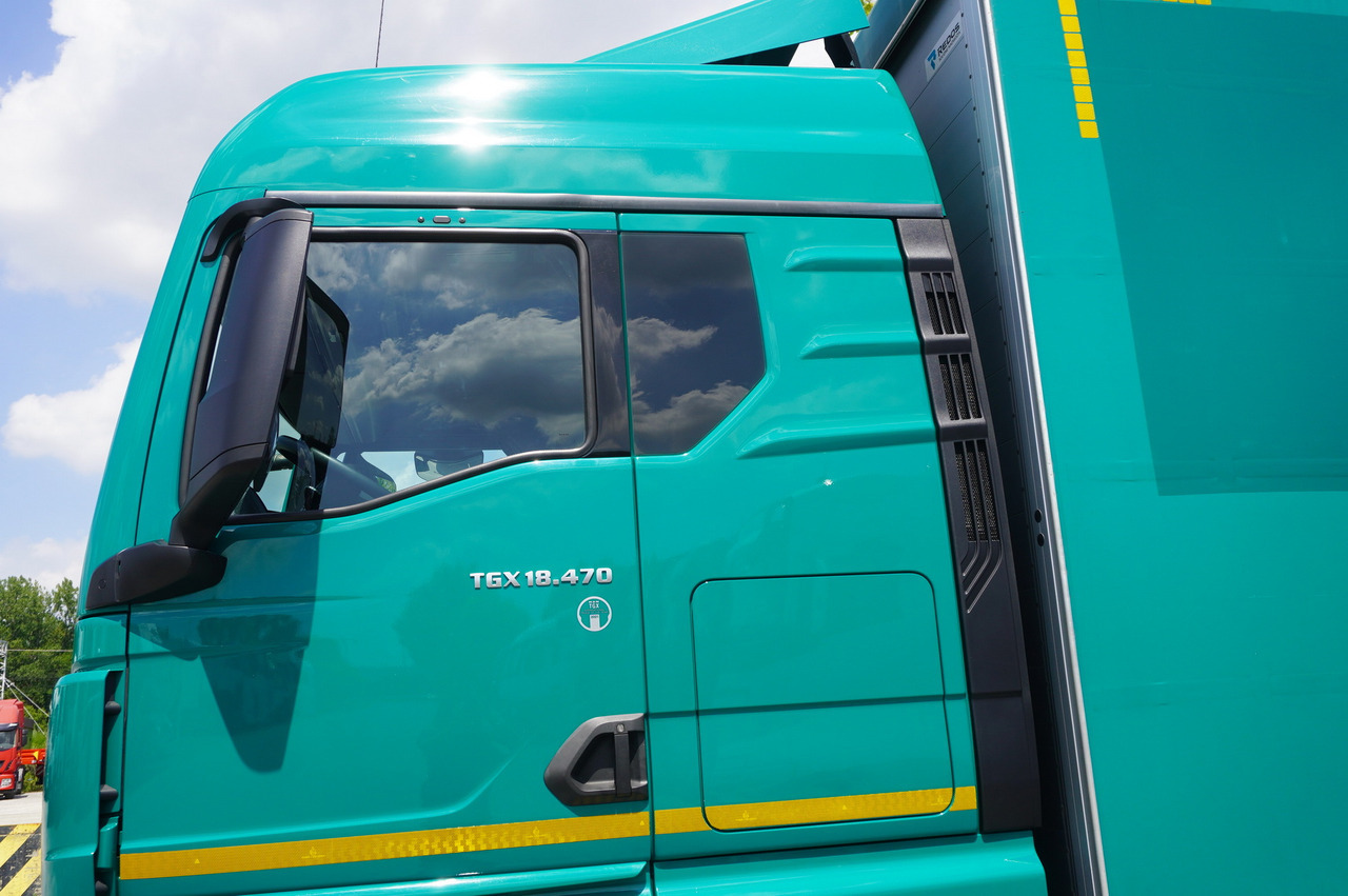 Тентована вантажівка MAN TGX 18.470 / 2022 / Curtainsider 19 EPAL / Retarder / 15 units: фото 17