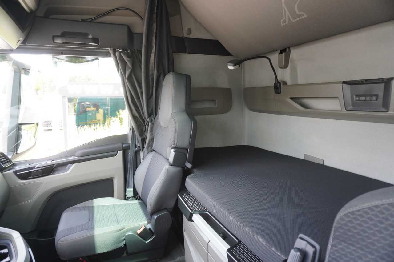 Тентована вантажівка MAN TGX 18.470 / 2022 / Curtainsider 19 EPAL / Retarder / 15 units: фото 21