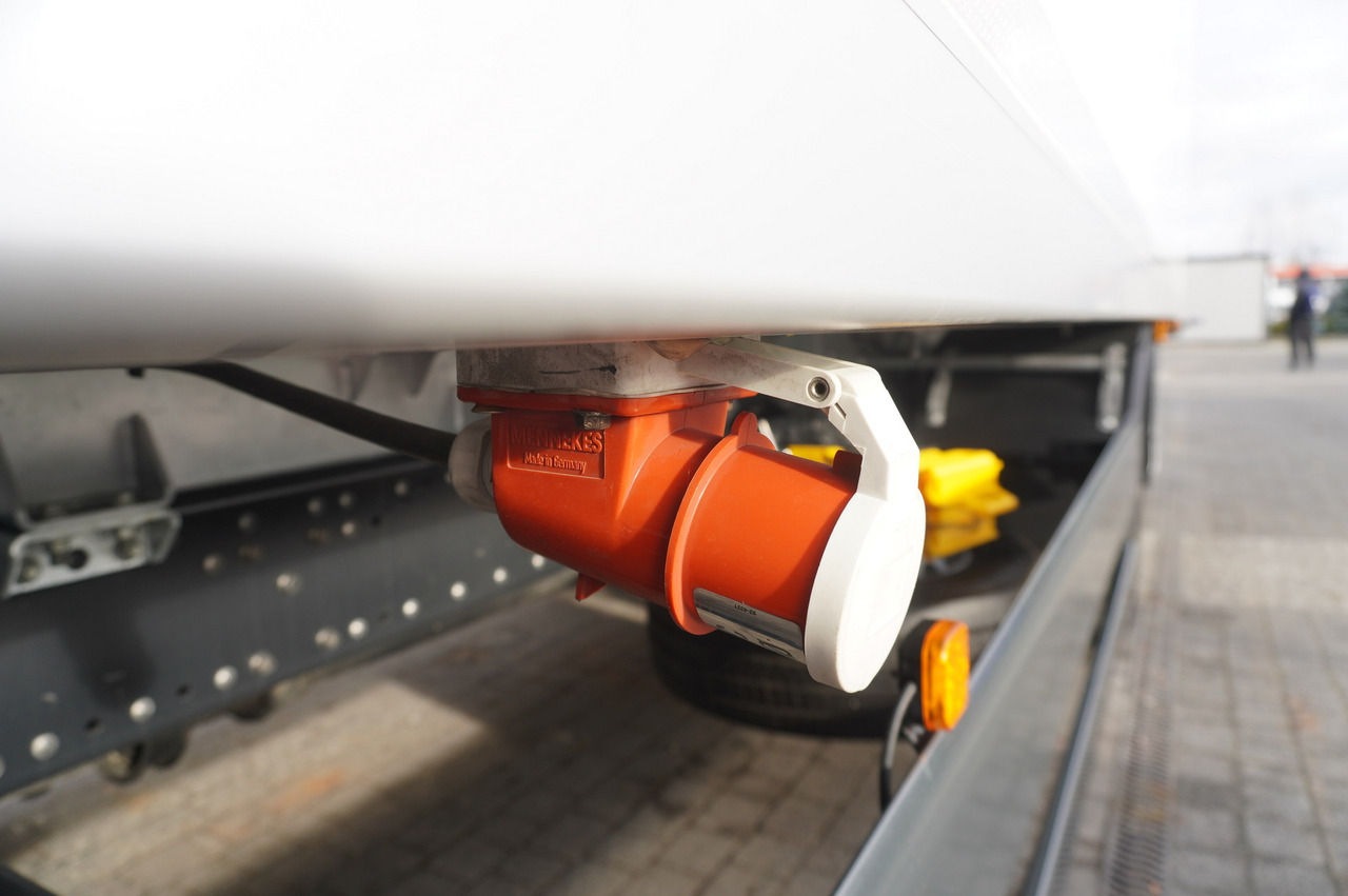 MAN TGX 26.400 / IGLOOCAR / Carrier Supra 1150 MT Silent - Рефрижератор вантажівка: фото 5 MAN TGX 26.400 / IGLOOCAR / Carrier Supra 1150 MT Silent - Рефрижератор вантажівка: фото 5