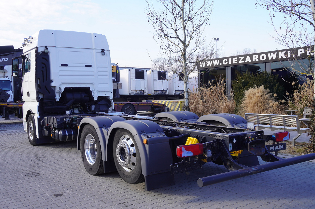 MAN TGX 26,500 / 500 HP / steering 3rd axle / 20 t cap. / Chassis 6.5 m - Вантажівка шасі: фото 5 MAN TGX 26,500 / 500 HP / steering 3rd axle / 20 t cap. / Chassis 6.5 m - Вантажівка шасі: фото 5