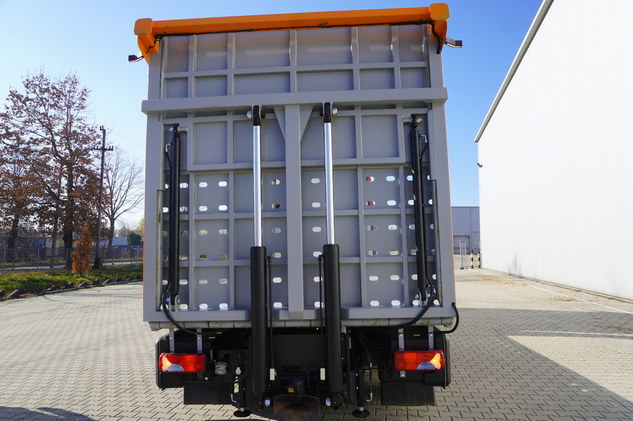 MAN TGX 26.500 6x2 E6 / NEW Tow truck superstructure 8.75 m / steered axle - Автовоз вантажівка: фото 4 MAN TGX 26.500 6x2 E6 / NEW Tow truck superstructure 8.75 m / steered axle - Автовоз вантажівка: фото 4