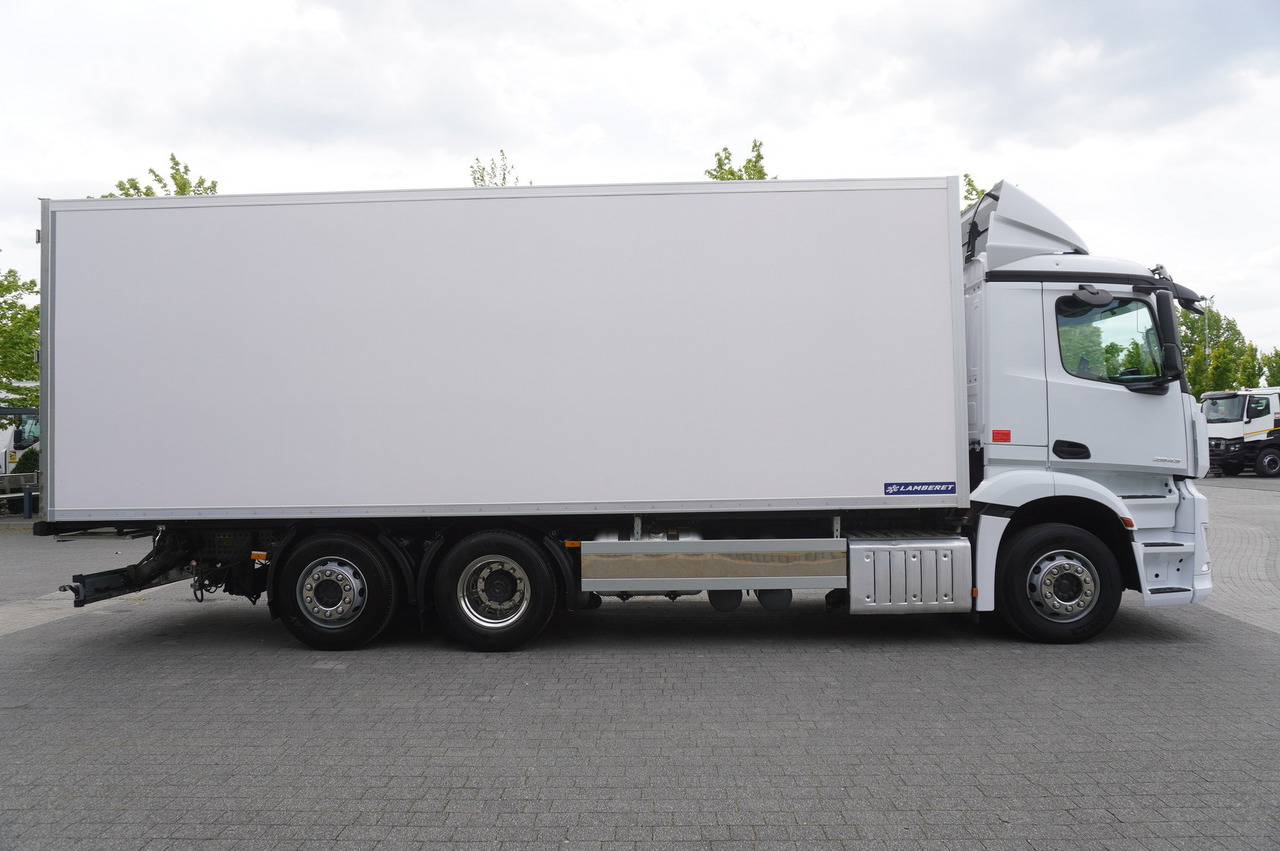 MERCEDES-BENZ 2543 / NEW Lamberet refrigerator/ 160 tho. km / steered 3rd axle - Рефрижератор вантажівка: фото 3 MERCEDES-BENZ 2543 / NEW Lamberet refrigerator/ 160 tho. km / steered 3rd axle - Рефрижератор вантажівка: фото 3