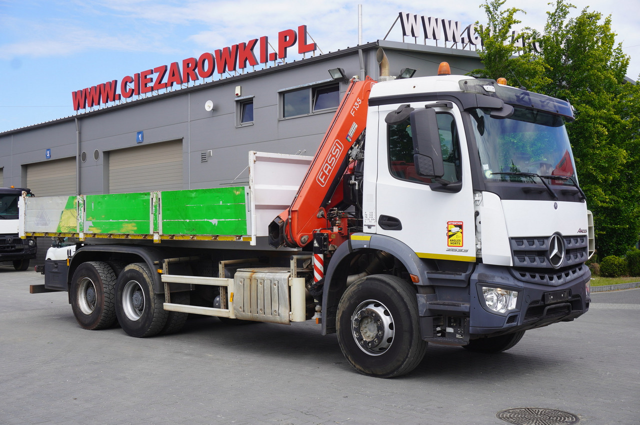 MERCEDES-BENZ AROCS 2633 6x4 / 5.5 T crane FASSI F135 / Tipper 15 EPAL - Вантажівка з маніпулятором: фото 3 MERCEDES-BENZ AROCS 2633 6x4 / 5.5 T crane FASSI F135 / Tipper 15 EPAL - Вантажівка з маніпулятором: фото 3