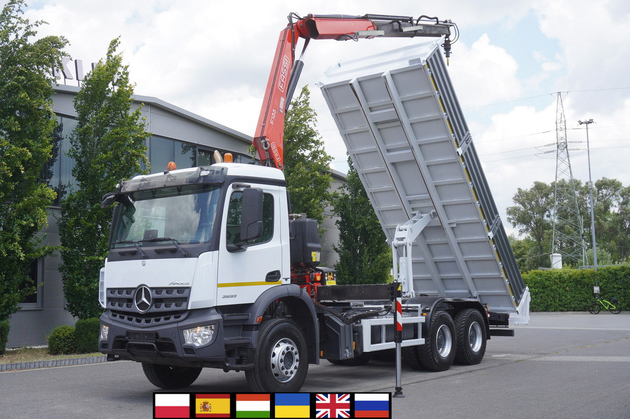 MERCEDES-BENZ AROCS 2633 6x4 / 5.5 T crane FASSI F135 / Tipper 15 EPAL - Вантажівка з маніпулятором: фото 1 MERCEDES-BENZ AROCS 2633 6x4 / 5.5 T crane FASSI F135 / Tipper 15 EPAL - Вантажівка з маніпулятором: фото 1