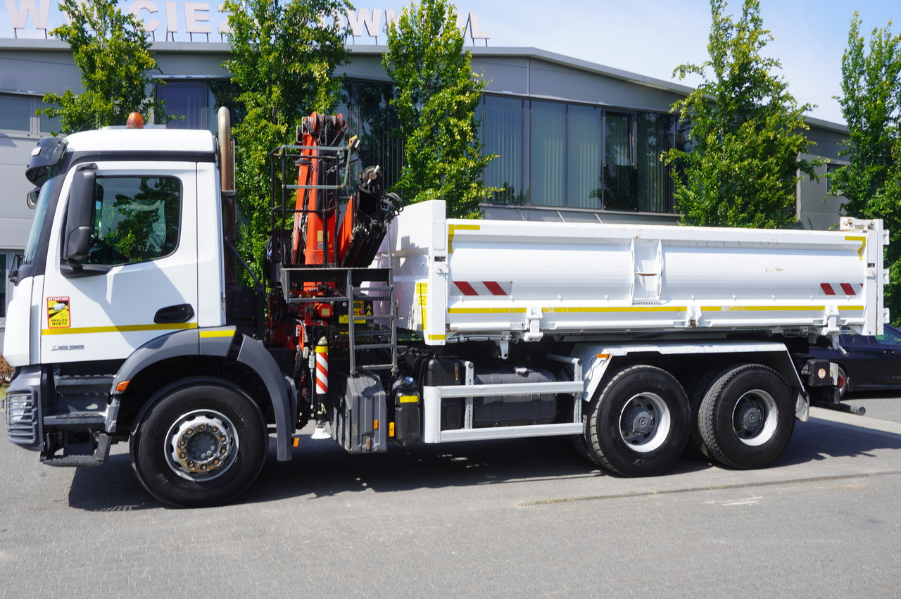 MERCEDES-BENZ AROCS 2636 / Fassi F155A.0.22 crane 6t / 120 tho. km / 3-sided dump truck / 2 x Bordmatic - Бортова вантажівка/ Платформа, Вантажівка з маніпулятором: фото 4 MERCEDES-BENZ AROCS 2636 / Fassi F155A.0.22 crane 6t / 120 tho. km / 3-sided dump truck / 2 x Bordmatic - Бортова вантажівка/ Платформа, Вантажівка з маніпулятором: фото 4