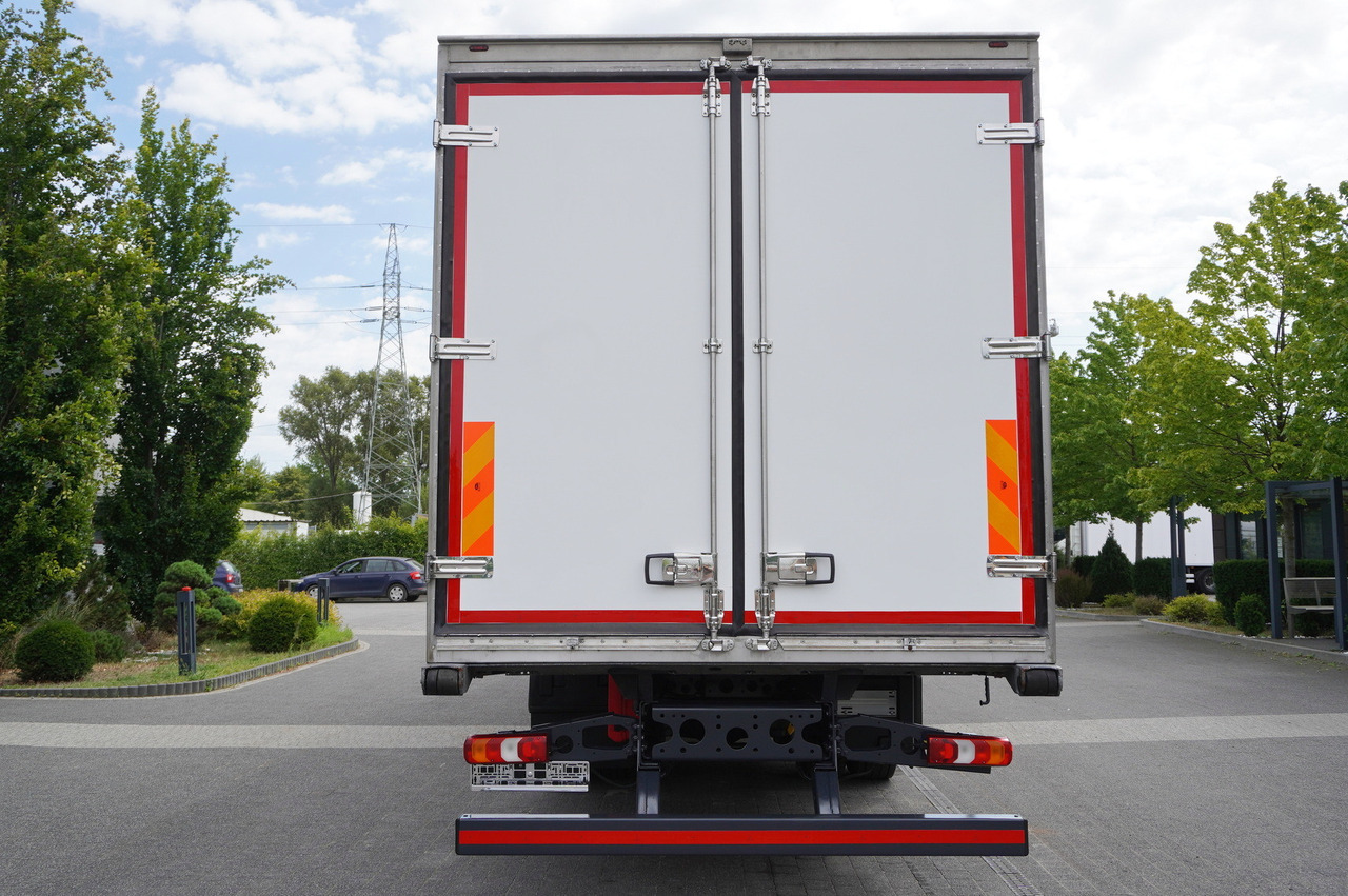 MERCEDES-BENZ Actros 1824 / Refrigerator 22 EPAL / Carrier Supra 850 / Sleeping cabin - Рефрижератор вантажівка: фото 4 MERCEDES-BENZ Actros 1824 / Refrigerator 22 EPAL / Carrier Supra 850 / Sleeping cabin - Рефрижератор вантажівка: фото 4