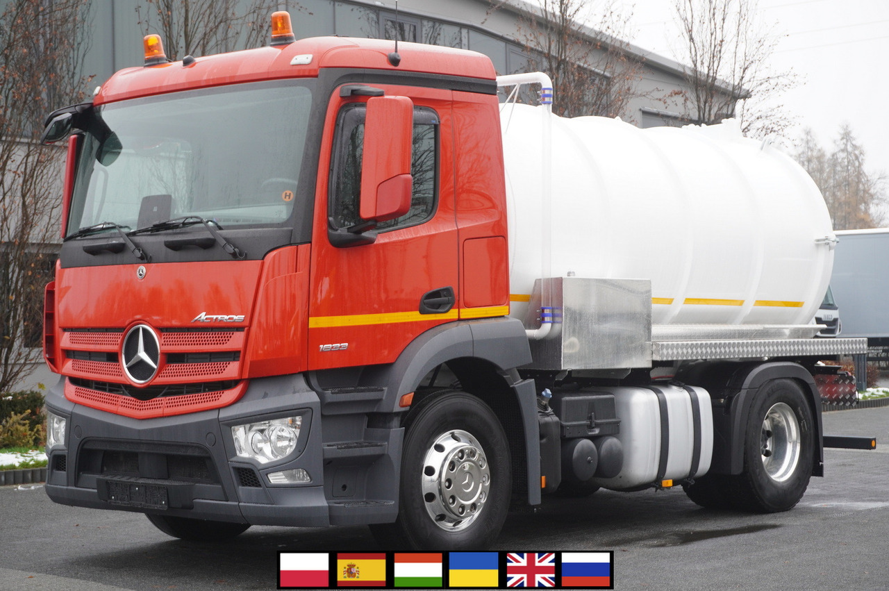 MERCEDES-BENZ Actros 1833 / 260 tho. km / NEW septic tank 11000 l - Вантажівка цистерна: фото 1 MERCEDES-BENZ Actros 1833 / 260 tho. km / NEW septic tank 11000 l - Вантажівка цистерна: фото 1