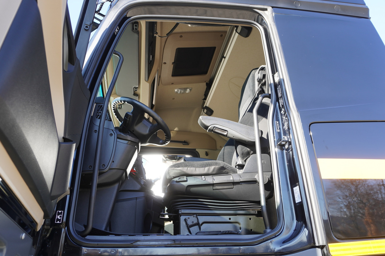 MERCEDES-BENZ Actros 1840 E6 4×2 / NEW Tow Truck platform 9.25 m / Lounge cabin в лізинг MERCEDES-BENZ Actros 1840 E6 4×2 / NEW Tow Truck platform 9.25 m / Lounge cabin: фото 21