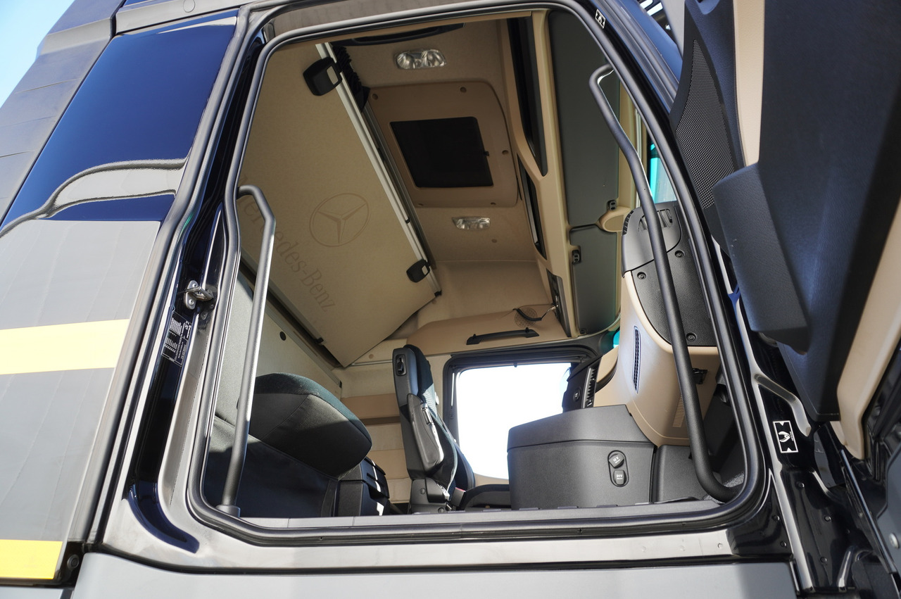 MERCEDES-BENZ Actros 1840 E6 4×2 / NEW Tow Truck platform 9.25 m / Lounge cabin в лізинг MERCEDES-BENZ Actros 1840 E6 4×2 / NEW Tow Truck platform 9.25 m / Lounge cabin: фото 29