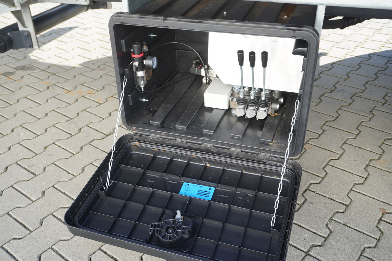 MERCEDES-BENZ Actros 1840 E6 4×2 / NEW Tow Truck platform 9.25 m / Lounge cabin в лізинг MERCEDES-BENZ Actros 1840 E6 4×2 / NEW Tow Truck platform 9.25 m / Lounge cabin: фото 15