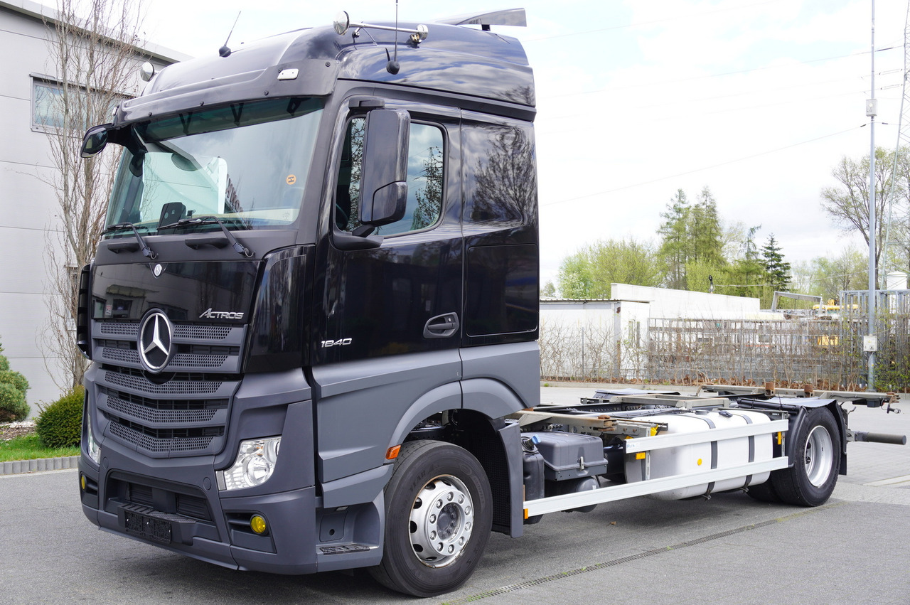 MERCEDES-BENZ Actros 1840 E6 4x2 / Lounge chair BDF - Вантажівка шасі: фото 1 MERCEDES-BENZ Actros 1840 E6 4x2 / Lounge chair BDF - Вантажівка шасі: фото 1