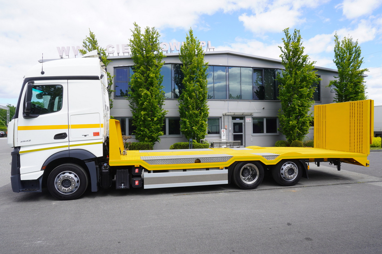 MERCEDES-BENZ Actros 2542 / NEW tow truck / steered 3rd axle - Автовоз вантажівка: фото 3 MERCEDES-BENZ Actros 2542 / NEW tow truck / steered 3rd axle - Автовоз вантажівка: фото 3