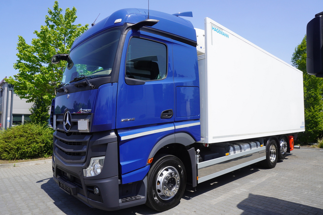 MERCEDES-BENZ Actros 2545 / 2021 / Hagemann refrigerator Multitemperature - Рефрижератор вантажівка: фото 2 MERCEDES-BENZ Actros 2545 / 2021 / Hagemann refrigerator Multitemperature - Рефрижератор вантажівка: фото 2
