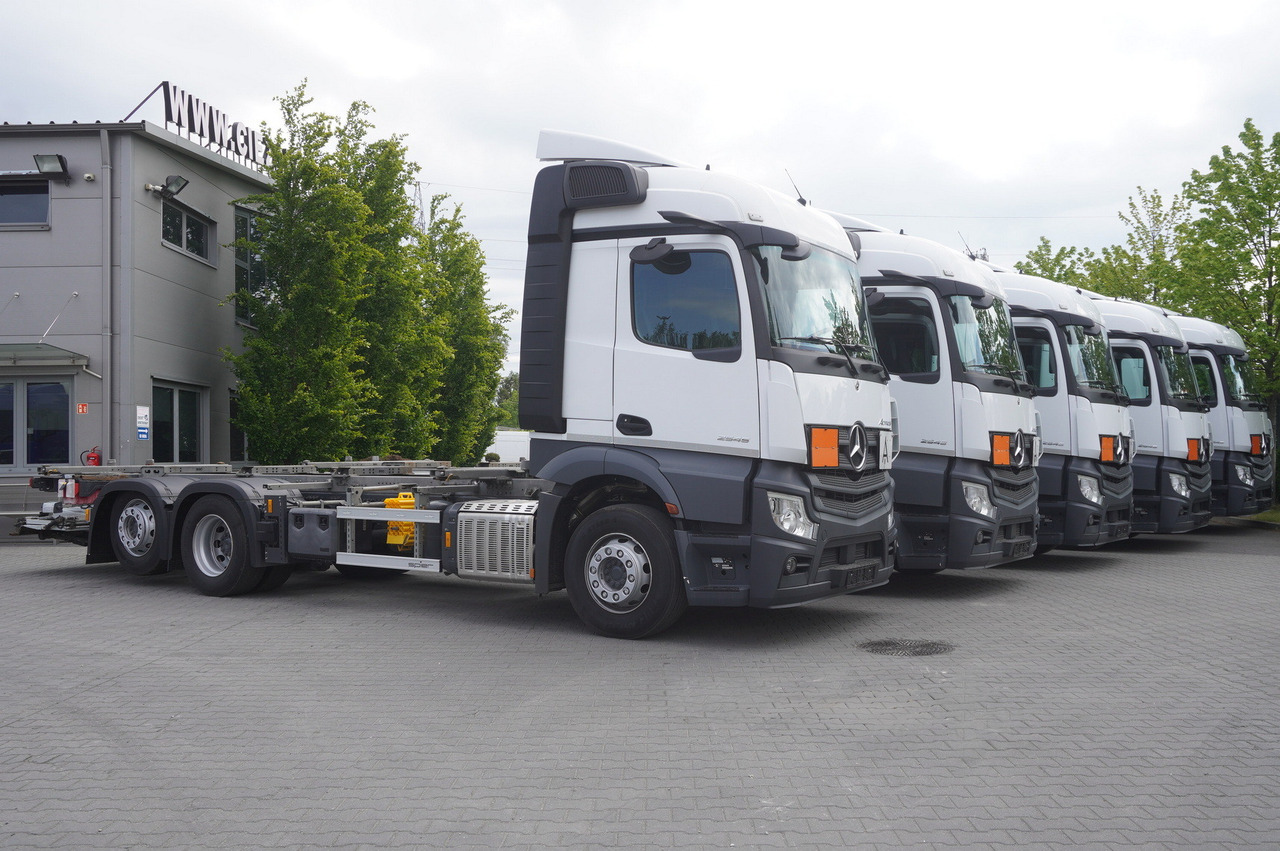 MERCEDES-BENZ Actros 2545 6×2 MP5 / ADR AT / 12 units - Контейнеровоз/ Змінний кузов вантажівка: фото 2 MERCEDES-BENZ Actros 2545 6×2 MP5 / ADR AT / 12 units - Контейнеровоз/ Змінний кузов вантажівка: фото 2