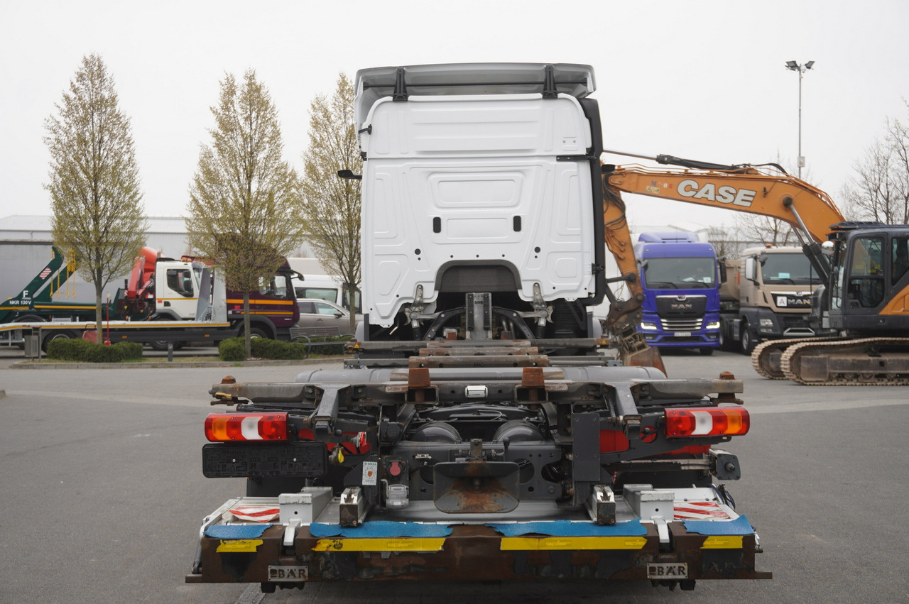 MERCEDES-BENZ Actros 2545 6×2 MP5 / ADR / several units - Контейнеровоз/ Змінний кузов вантажівка: фото 4 MERCEDES-BENZ Actros 2545 6×2 MP5 / ADR / several units - Контейнеровоз/ Змінний кузов вантажівка: фото 4
