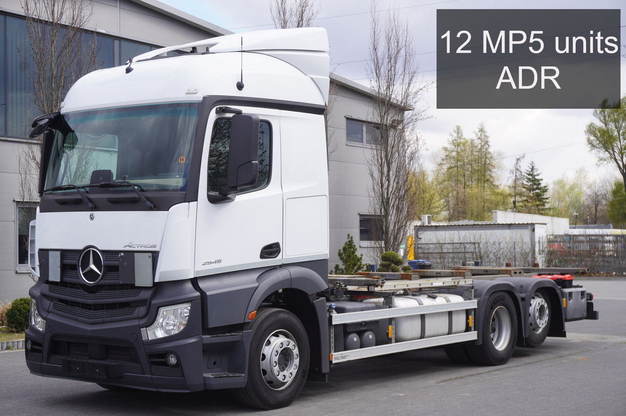 MERCEDES-BENZ Actros 2545 6×2 MP5 / ADR / several units - Контейнеровоз/ Змінний кузов вантажівка: фото 1 MERCEDES-BENZ Actros 2545 6×2 MP5 / ADR / several units - Контейнеровоз/ Змінний кузов вантажівка: фото 1
