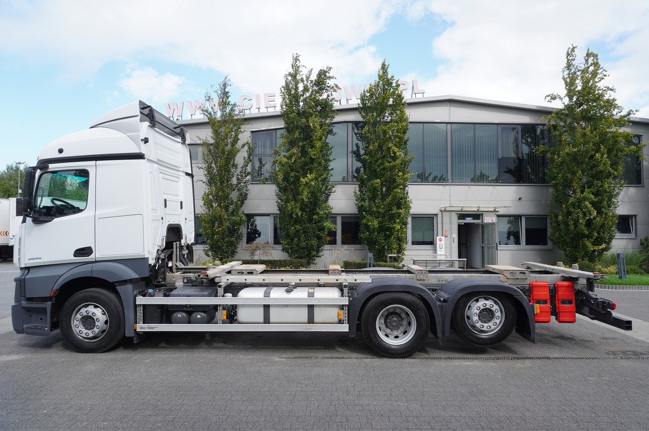 MERCEDES-BENZ Actros 2545 6×2 MP5 / Full ADR / 2 units - Контейнеровоз/ Змінний кузов вантажівка: фото 3 MERCEDES-BENZ Actros 2545 6×2 MP5 / Full ADR / 2 units - Контейнеровоз/ Змінний кузов вантажівка: фото 3