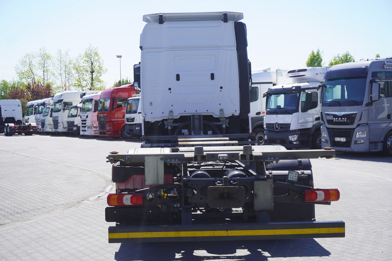 MERCEDES-BENZ Actros 2545 6×2 MP5 / Full ADR / BDF - Контейнеровоз/ Змінний кузов вантажівка: фото 4 MERCEDES-BENZ Actros 2545 6×2 MP5 / Full ADR / BDF - Контейнеровоз/ Змінний кузов вантажівка: фото 4