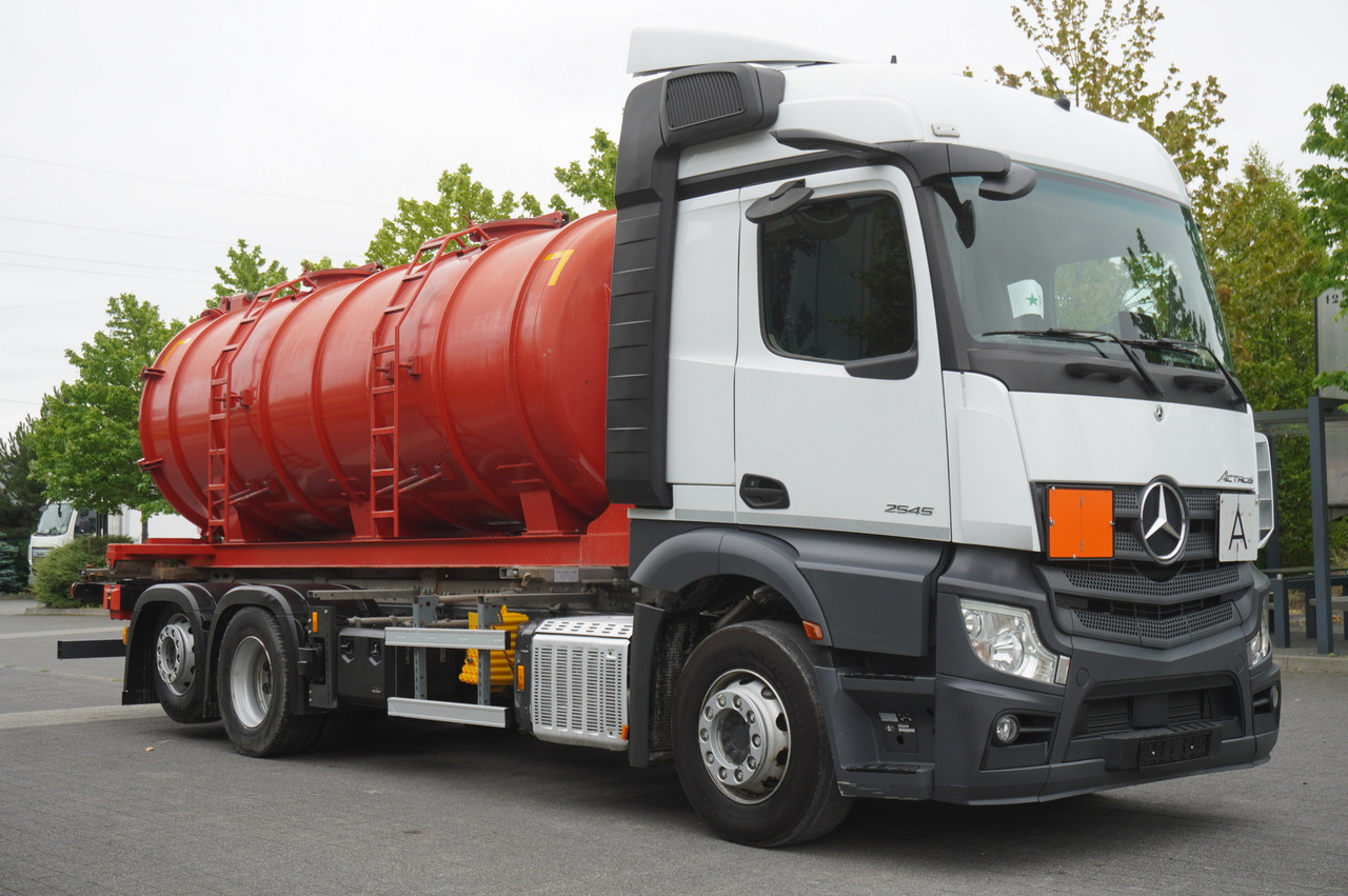 MERCEDES-BENZ Actros 2545 6 × 2 MP5 / NEW septic barrel 13000 L в лізинг MERCEDES-BENZ Actros 2545 6 × 2 MP5 / NEW septic barrel 13000 L: фото 6