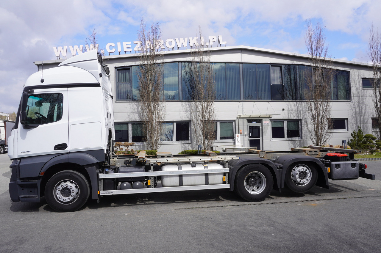 MERCEDES-BENZ Actros 2545 6x2 MP5 / Full ADR / BDF - Контейнеровоз/ Змінний кузов вантажівка: фото 2 MERCEDES-BENZ Actros 2545 6x2 MP5 / Full ADR / BDF - Контейнеровоз/ Змінний кузов вантажівка: фото 2