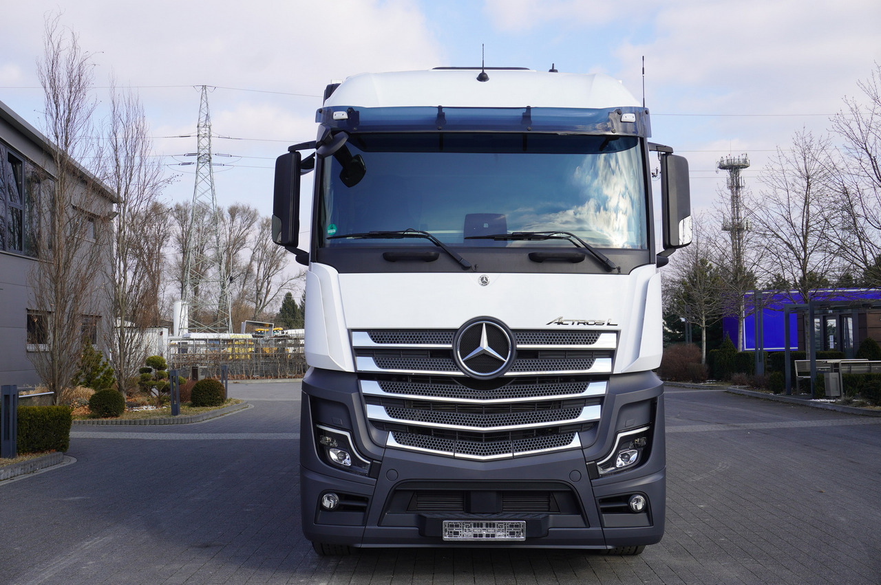 MERCEDES-BENZ Actros L 2545 / NEW Lamberet refrigerator / 2023 / 140 tho. km - Рефрижератор вантажівка: фото 2 MERCEDES-BENZ Actros L 2545 / NEW Lamberet refrigerator / 2023 / 140 tho. km - Рефрижератор вантажівка: фото 2