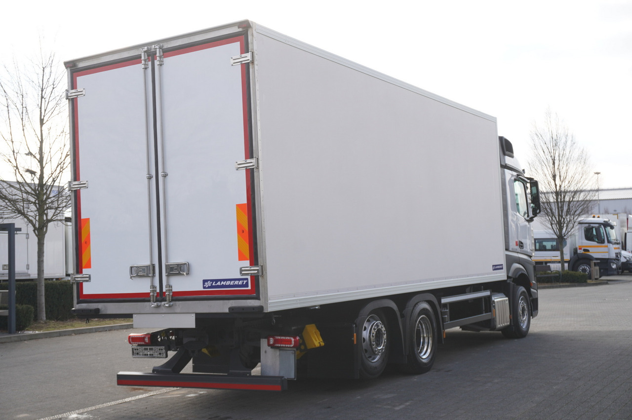 MERCEDES-BENZ Actros L 2545 / NEW Lamberet refrigerator / 2023 / 140 tho. km - Рефрижератор вантажівка: фото 4 MERCEDES-BENZ Actros L 2545 / NEW Lamberet refrigerator / 2023 / 140 tho. km - Рефрижератор вантажівка: фото 4
