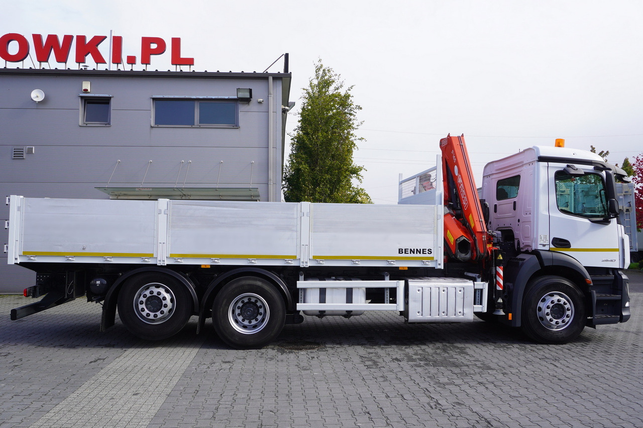MERCEDES-BENZ Antos 2540 / Flatbed 15 EPAL / Fassi F165 / 6.1 t / 8 m reach / remote control / rotator / 1600 MTH / steered axle - Бортова вантажівка/ Платформа, Вантажівка з маніпулятором: фото 3 MERCEDES-BENZ Antos 2540 / Flatbed 15 EPAL / Fassi F165 / 6.1 t / 8 m reach / remote control / rotator / 1600 MTH / steered axle - Бортова вантажівка/ Платформа, Вантажівка з маніпулятором: фото 3
