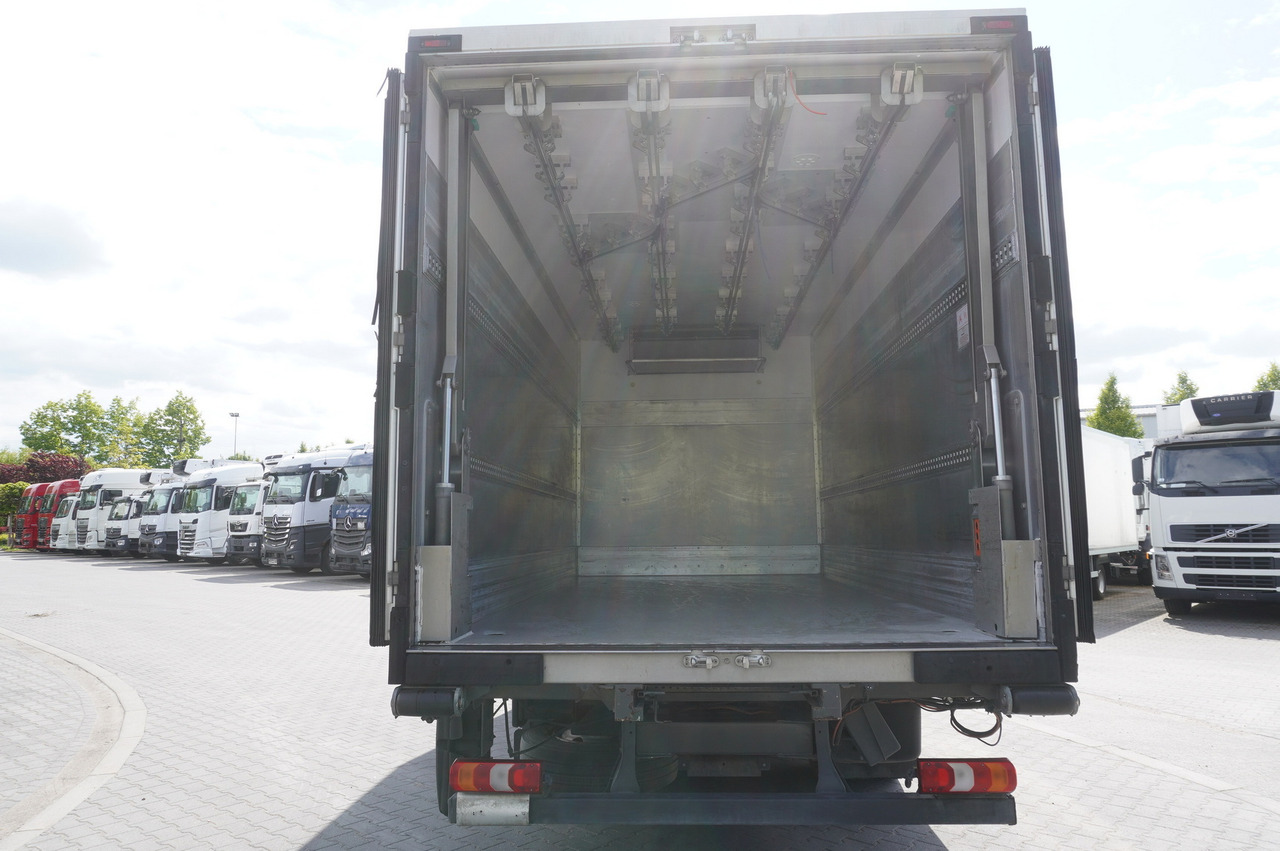 MERCEDES-BENZ Atego 1021 / Lamberet meat hook refrigerator / Carcass elevator 1000 kg / Thermoking T800 R - Рефрижератор вантажівка, Вантажівка з маніпулятором: фото 5 MERCEDES-BENZ Atego 1021 / Lamberet meat hook refrigerator / Carcass elevator 1000 kg / Thermoking T800 R - Рефрижератор вантажівка, Вантажівка з маніпулятором: фото 5