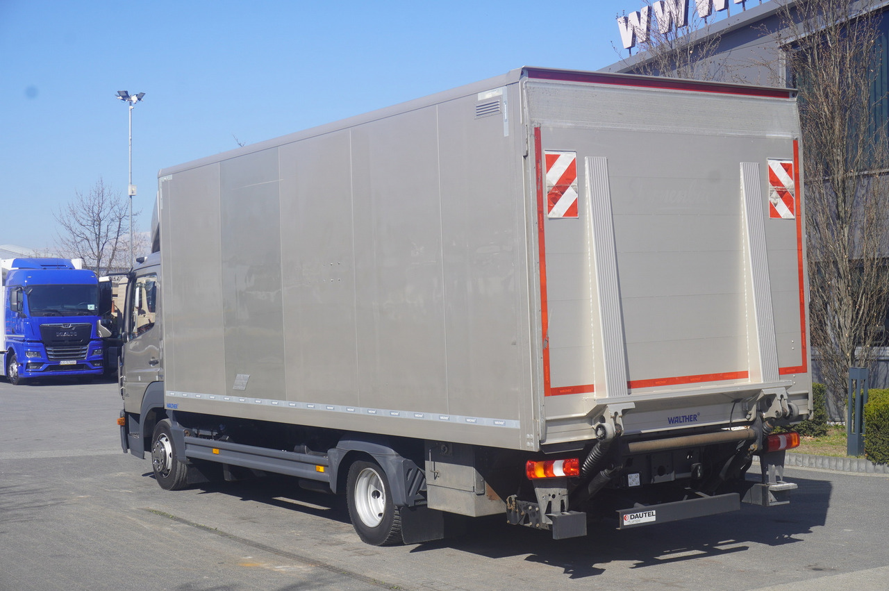 MERCEDES-BENZ Atego 818 / Box superstructure / DAUTEL tailgate 1.5 T - Вантажівка з закритим кузовом: фото 3 MERCEDES-BENZ Atego 818 / Box superstructure / DAUTEL tailgate 1.5 T - Вантажівка з закритим кузовом: фото 3