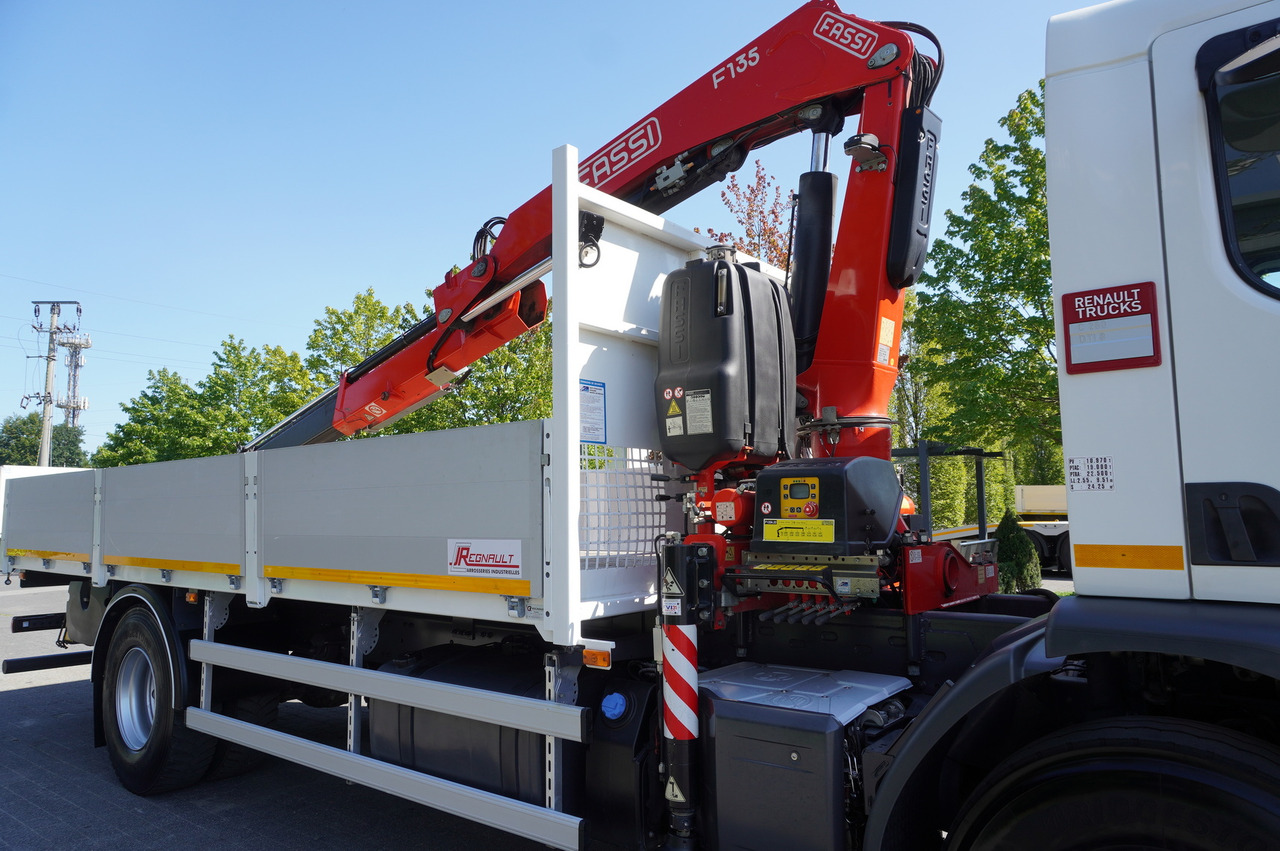 Бортова вантажівка/ Платформа, Вантажівка з маніпулятором RENAULT C280 DTI 8 / FASSI crane 5.6 T / range 8 m / Flatbed 15 EPAL: фото 9