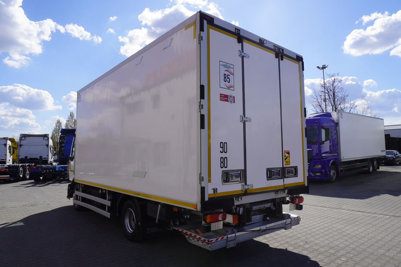 RENAULT D12 / Lamberet refrigerated truck / Dhollandia tail lift 1500 kg / 130 thousand km !! - Рефрижератор вантажівка: фото 5 RENAULT D12 / Lamberet refrigerated truck / Dhollandia tail lift 1500 kg / 130 thousand km !! - Рефрижератор вантажівка: фото 5