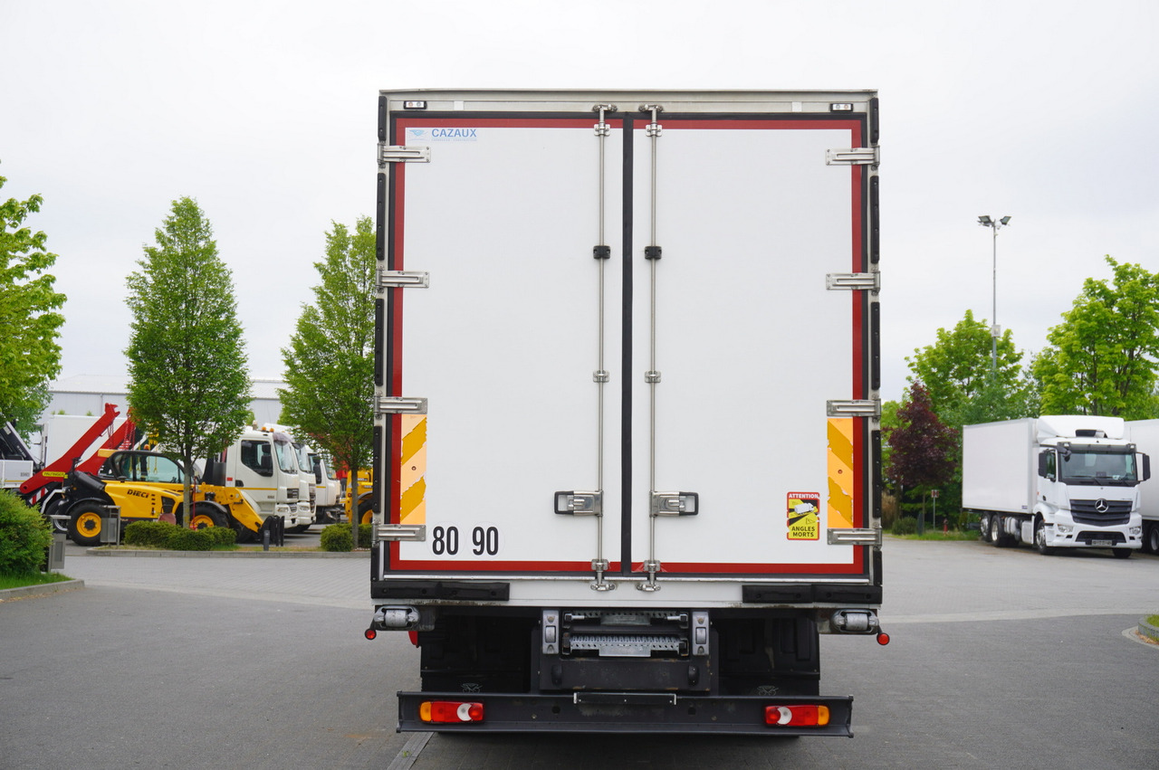 RENAULT D13 / 140 tho km !!! / Meat hook refrigerator / Thermoking T800R / 2 units - Рефрижератор вантажівка: фото 4 RENAULT D13 / 140 tho km !!! / Meat hook refrigerator / Thermoking T800R / 2 units - Рефрижератор вантажівка: фото 4
