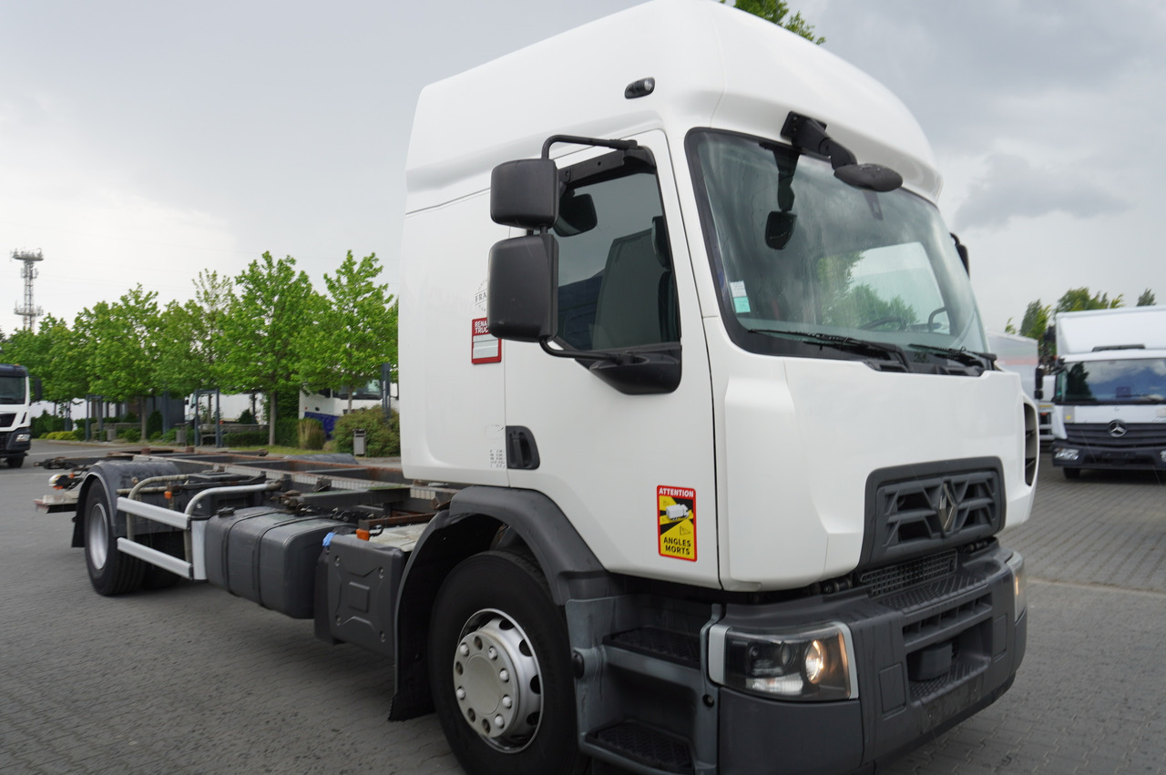 RENAULT D19 Wide Glob / BDF / load capacity 11t / 280 thousand km / tail lift - Вантажівка шасі: фото 1 RENAULT D19 Wide Glob / BDF / load capacity 11t / 280 thousand km / tail lift - Вантажівка шасі: фото 1