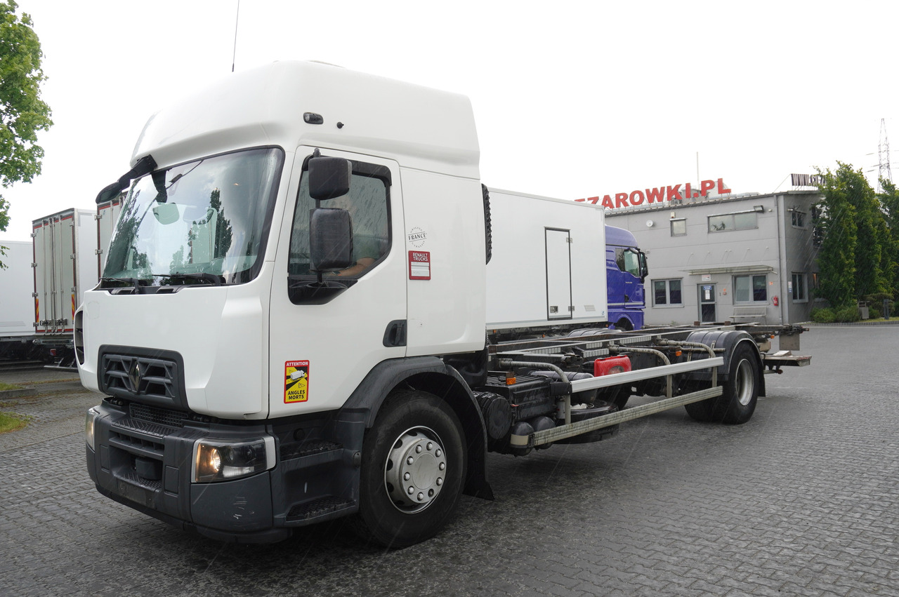 RENAULT D19 Wide Glob / BDF / load capacity 11t / 280 thousand km / tail lift - Вантажівка шасі: фото 2 RENAULT D19 Wide Glob / BDF / load capacity 11t / 280 thousand km / tail lift - Вантажівка шасі: фото 2